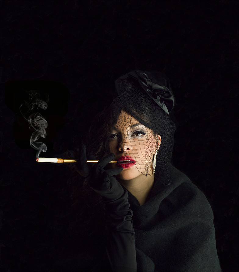 spectacle-film-noir-femme-fatale-glamour